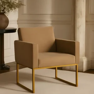 Poltrona Cadeira Decorativa Recepção Base De Ferro Dourada Cor Capuccino Desenho do tecido Liso