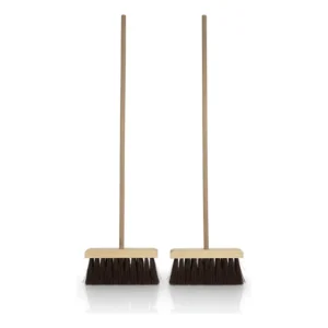 Kit 2 Vassoura Gari Piacava 40cm Cabo Madeira Calçada Rua