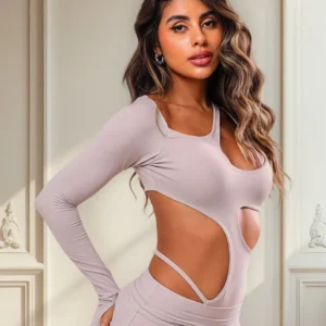 Body Moda Gringa Poliamida Recortes Decote Blogueira Festa