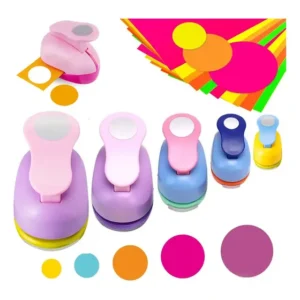 . Álbum De Recortes Feito À Mão Com Furador De Papel Circu