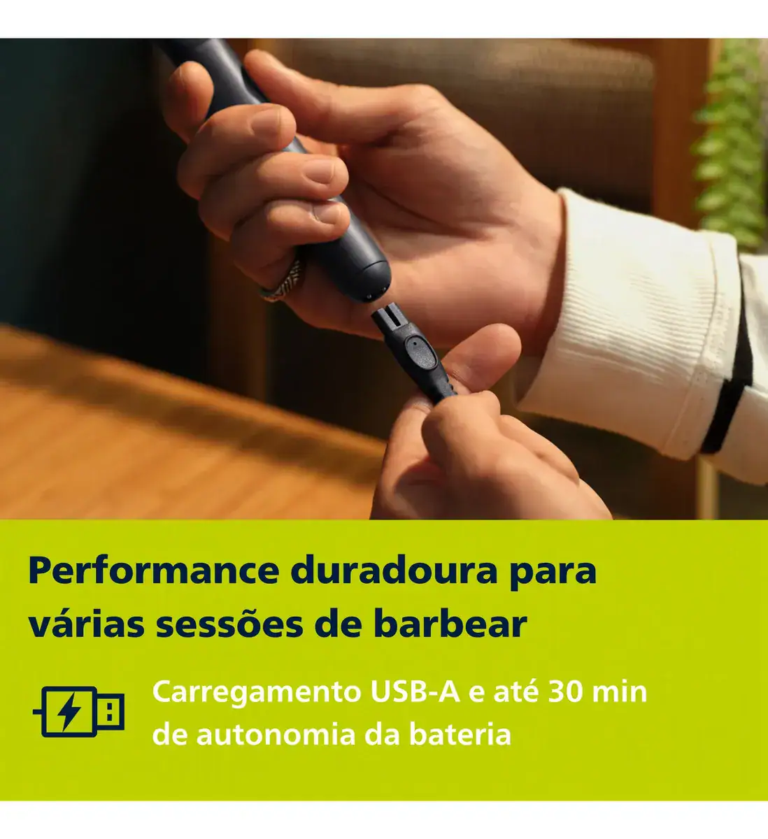 Barbeador e Aparador Elétrico Philips OneBlade 2 Pentes, Sem Fio e À Prova D'Água - QP1424/10 - Imagem 7